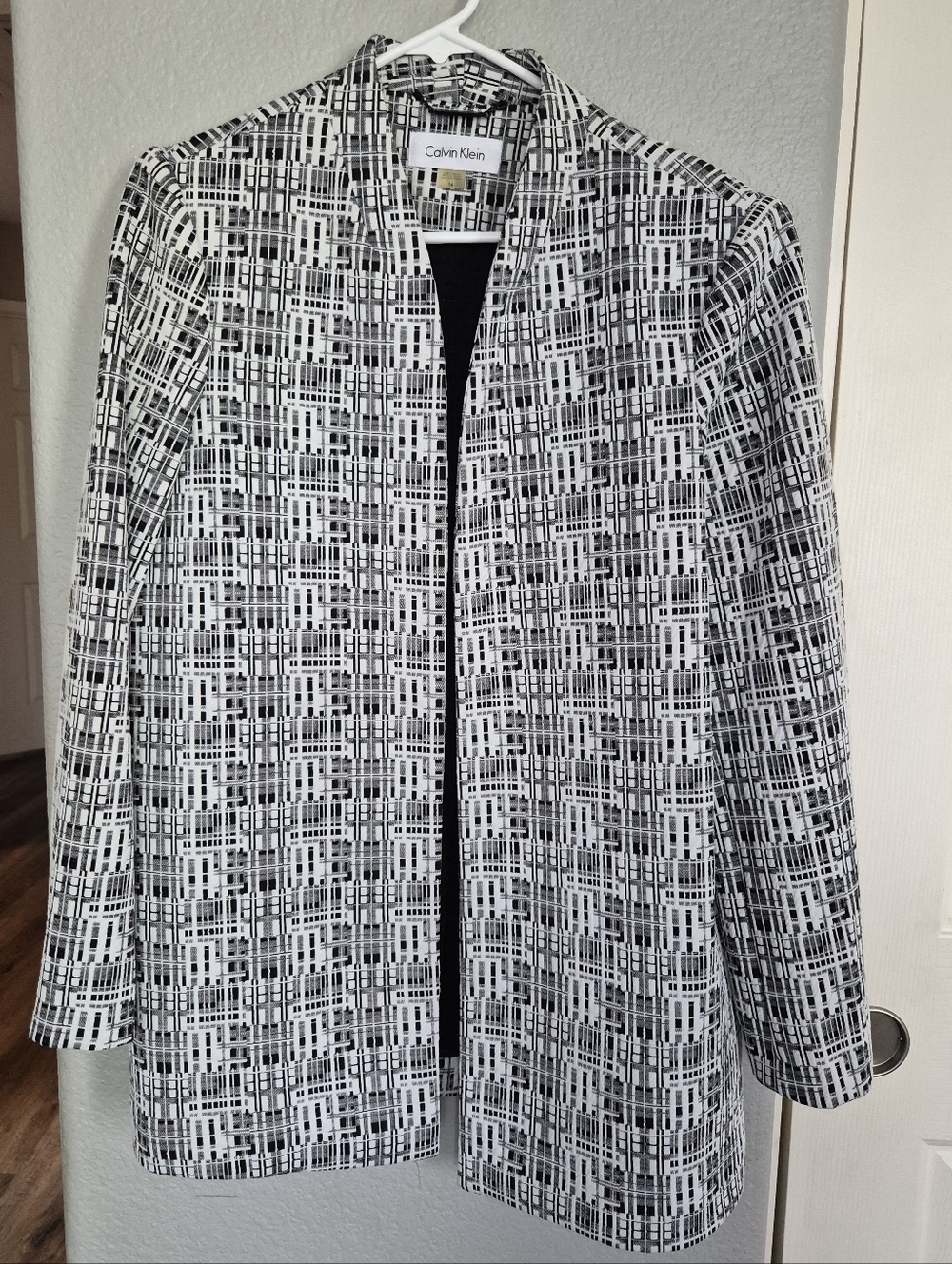 Calvin Klein Black & White Geometric Open-Front Jacket
